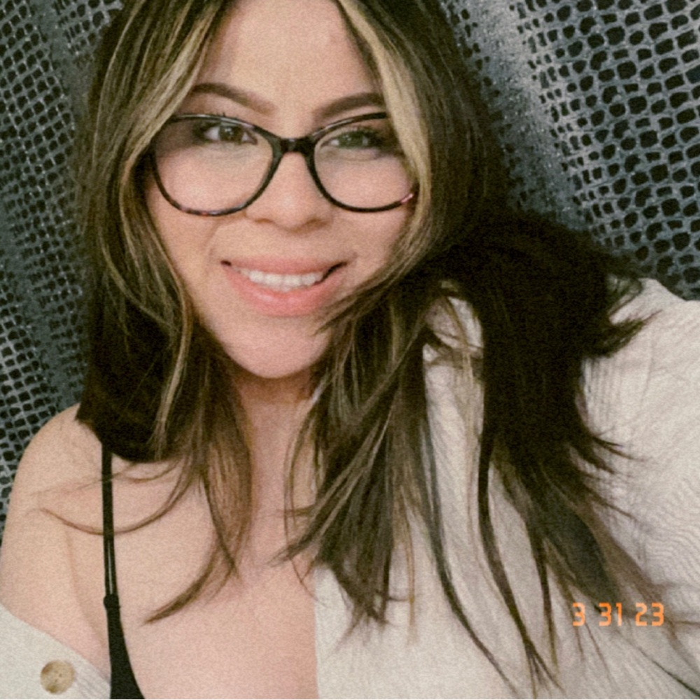 Meet your Posher, Stephanie